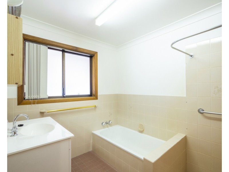 12 Figtree Avenue, Junction Hill NSW 2460