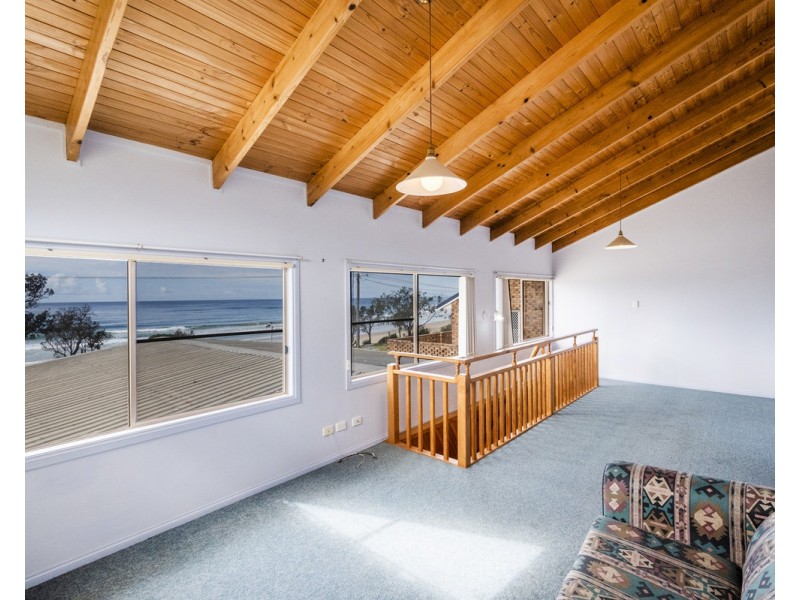 25 Sandon Road, Minnie Water NSW 2462