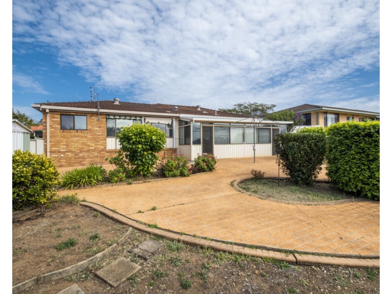 12 Figtree Avenue, Junction Hill NSW 2460