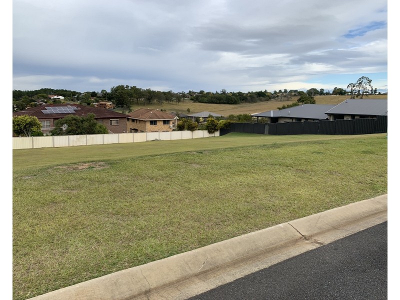 8 Crowther Drive, Junction Hill NSW 2460