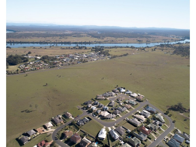 8 Crowther Drive, Junction Hill NSW 2460