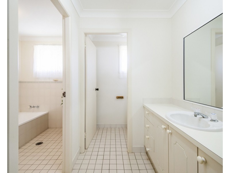 11 Westmore Close, Grafton NSW 2460