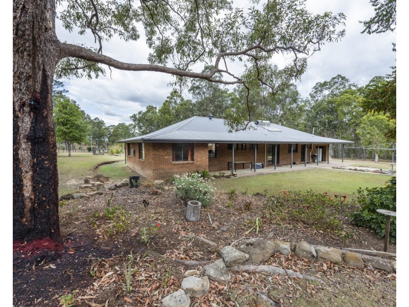 72 Hillview Drive, Waterview Heights NSW 2460