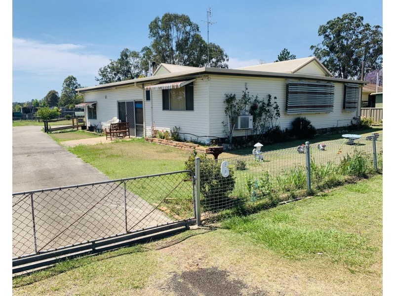 6 Armidale Road, Coutts Crossing NSW 2460