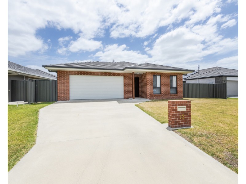 12 O’Malley Close, Grafton NSW 2460