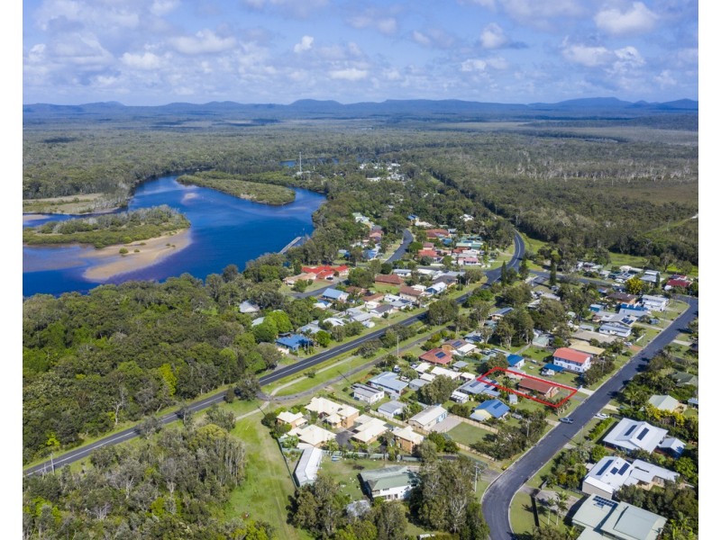 18 Kendall Avenue, Wooli NSW 2462