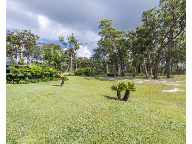 1484 Brooms Head Road, Taloumbi NSW 2463