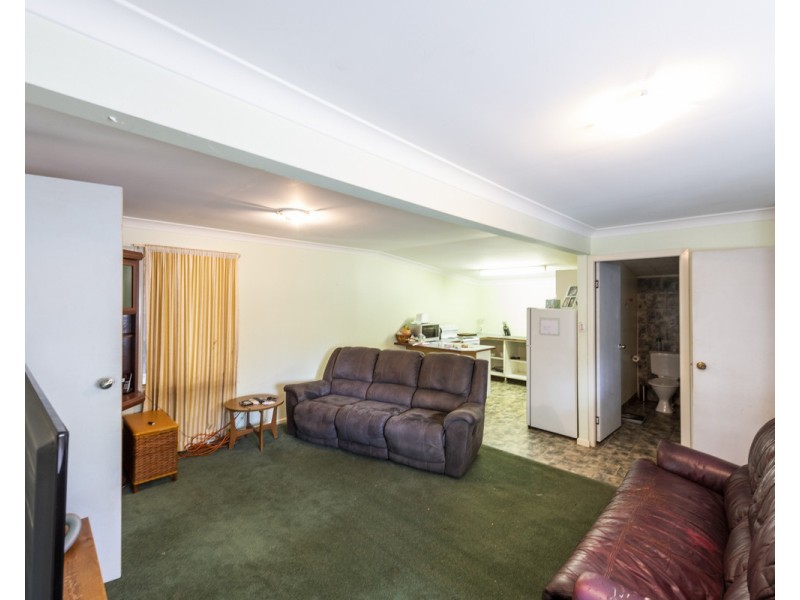 81 Clark Road, Trenayr NSW 2460