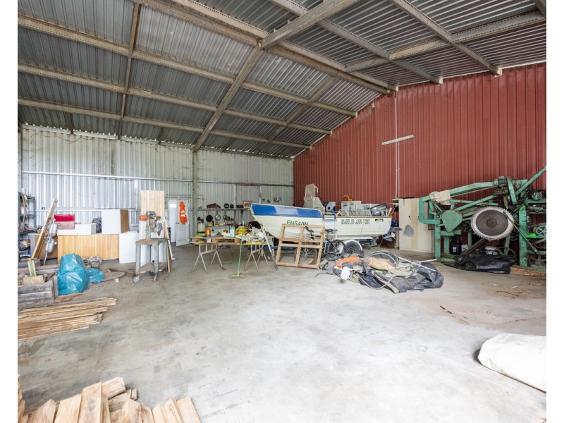 81 Clark Road, Trenayr NSW 2460