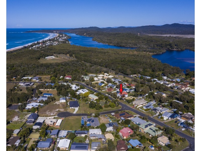 14 Kendall Avenue, Wooli NSW 2462