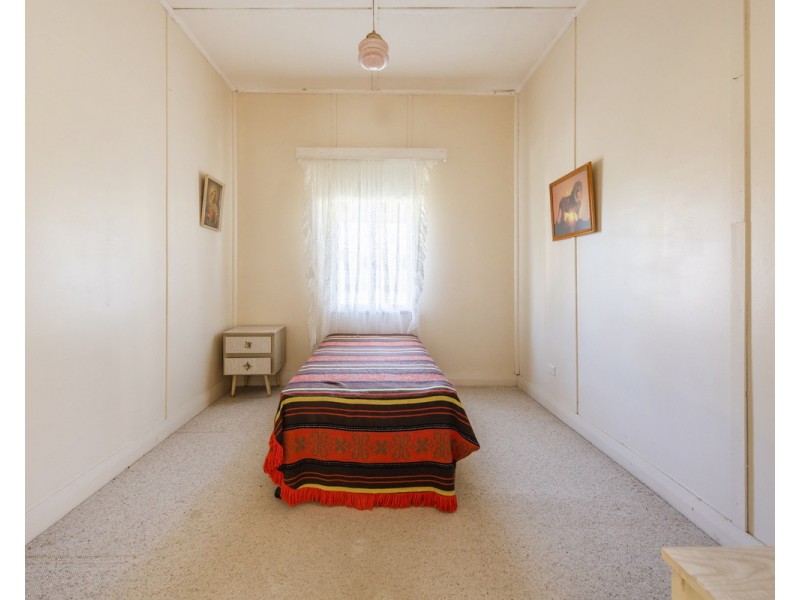 6 Armidale Road, Coutts Crossing NSW 2460