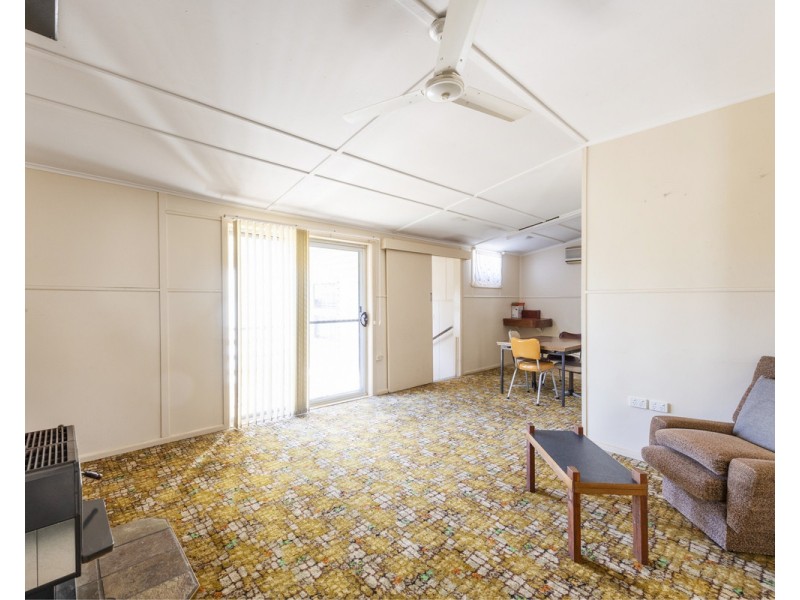 6 Armidale Road, Coutts Crossing NSW 2460