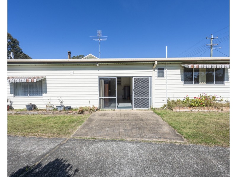6 Armidale Road, Coutts Crossing NSW 2460
