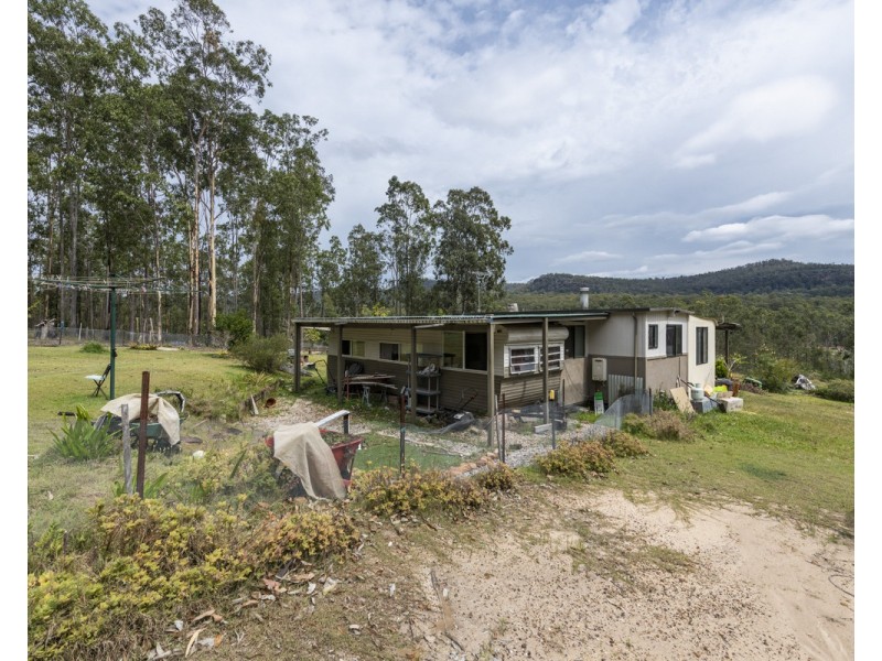 2555 Armidale Road, Blaxlands Creek NSW 2460