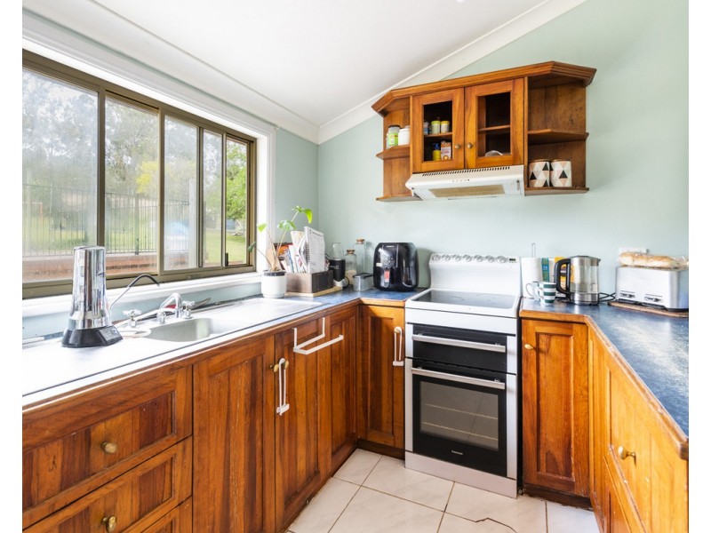 2555 Armidale Road, Blaxlands Creek NSW 2460