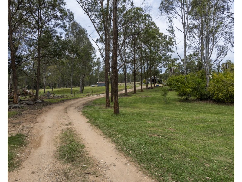 2555 Armidale Road, Blaxlands Creek NSW 2460