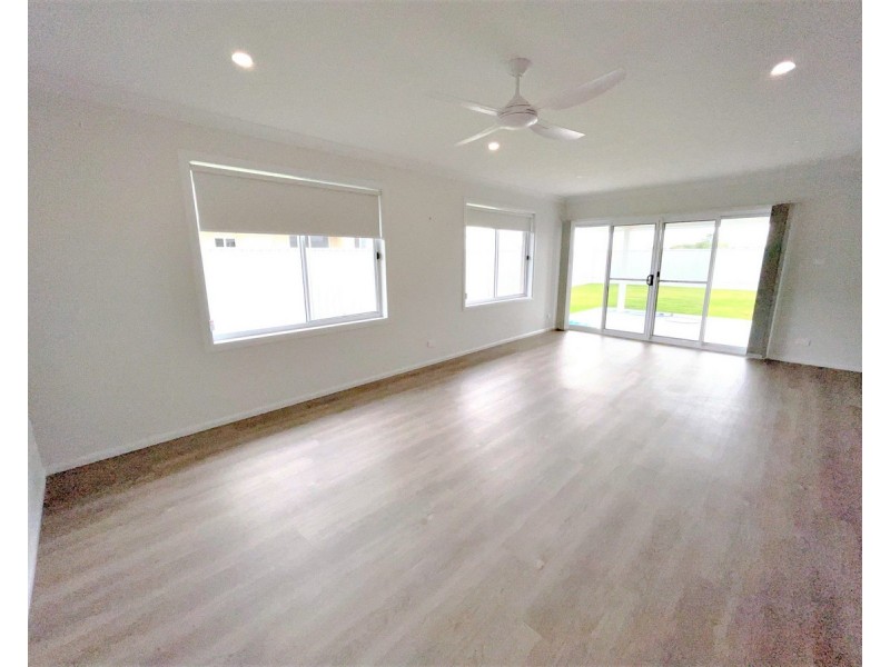 14 Ash Avenue, Grafton NSW 2460