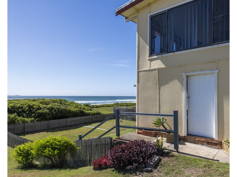 2 South Terrace, Wooli NSW 2462