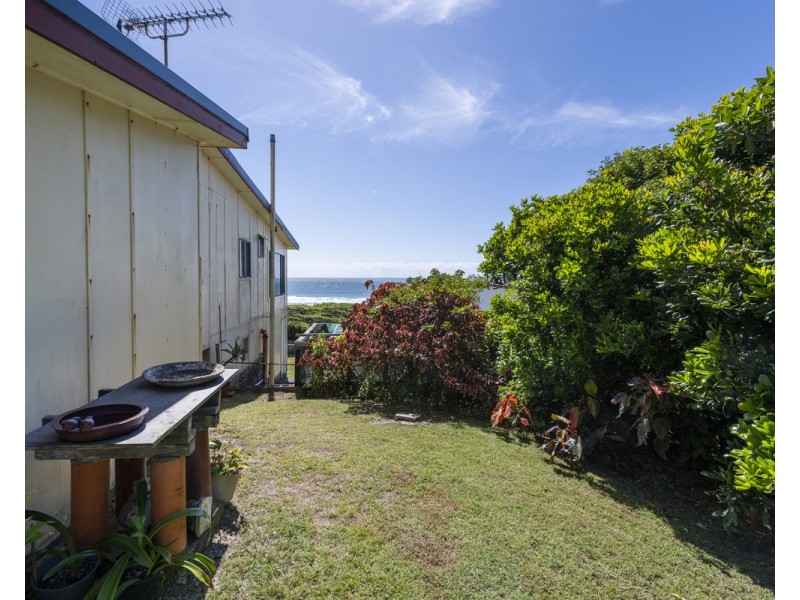 2 South Terrace, Wooli NSW 2462