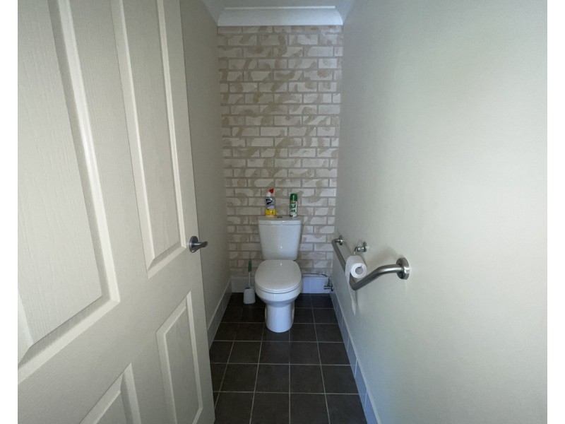 25 Riverside Drive, South Grafton NSW 2460