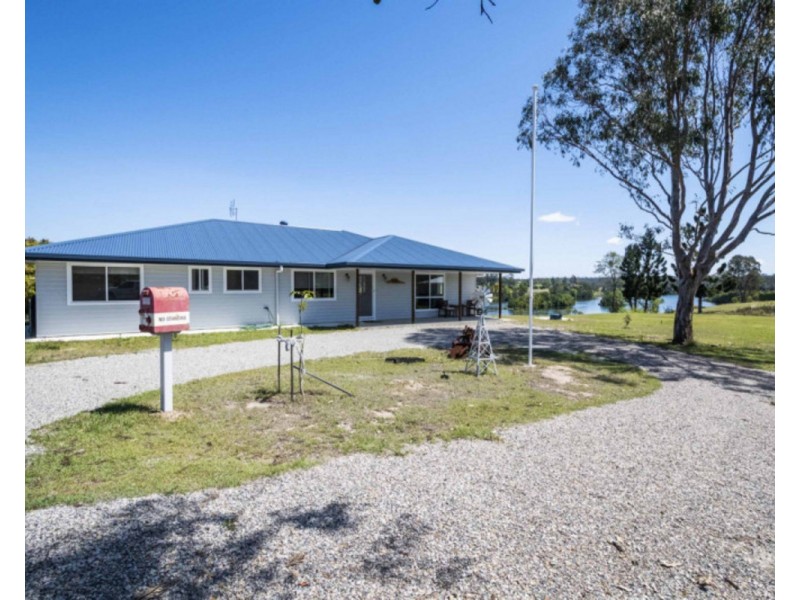 62 Whiting Drive, Seelands NSW 2460