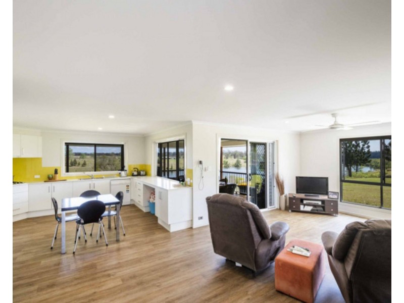 62 Whiting Drive, Seelands NSW 2460