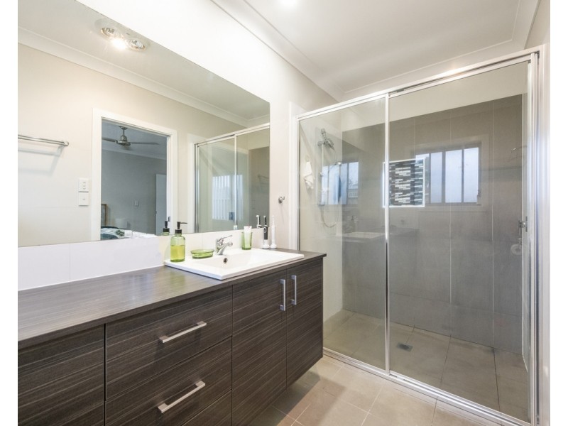 19 Armidale Road, Coutts Crossing NSW 2460