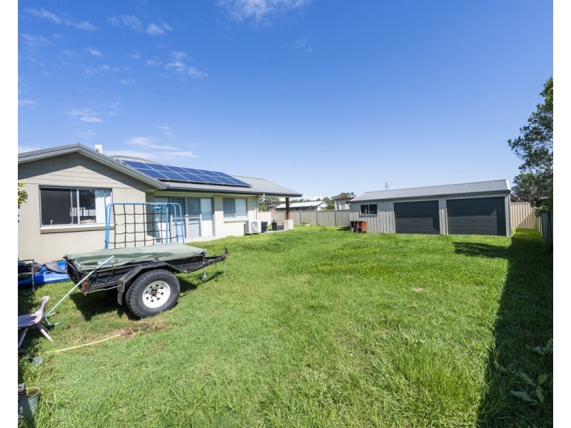 19 Armidale Road, Coutts Crossing NSW 2460