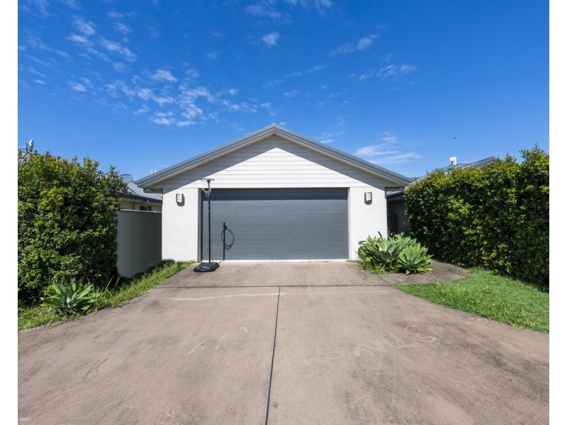 19 Armidale Road, Coutts Crossing NSW 2460