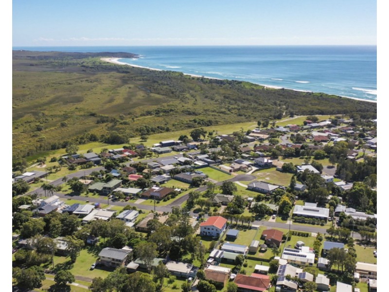 19 Kendall Avenue, Wooli NSW 2462