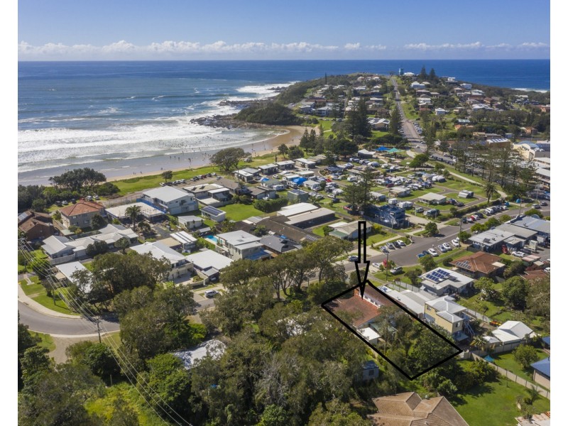 25 Wharf Street, Woolgoolga NSW 2456