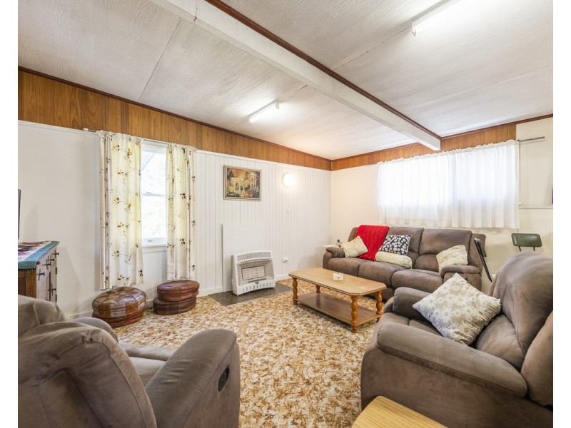 25 Wharf Street, Woolgoolga NSW 2456