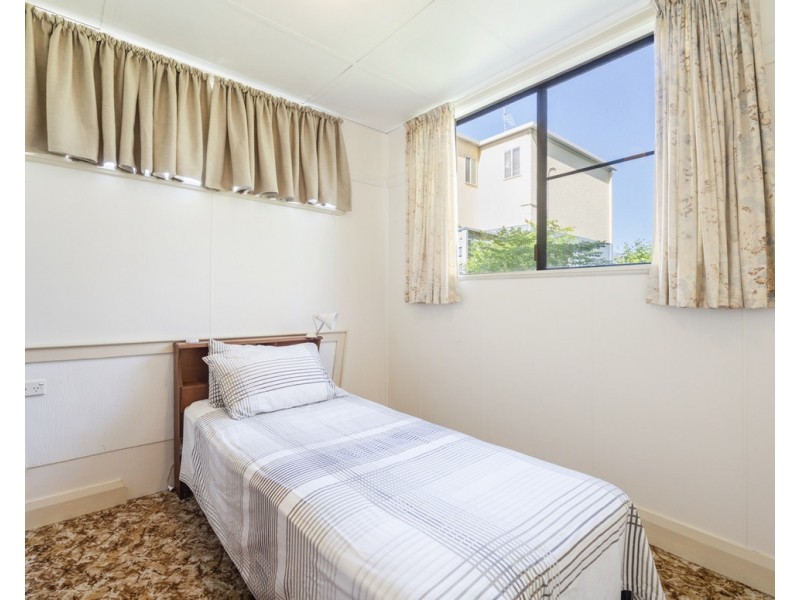 25 Wharf Street, Woolgoolga NSW 2456