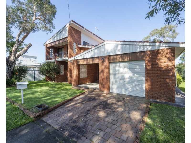 25 Wharf Street, Woolgoolga NSW 2456