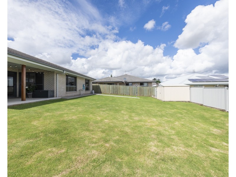 11 Attwater Close, Junction Hill NSW 2460