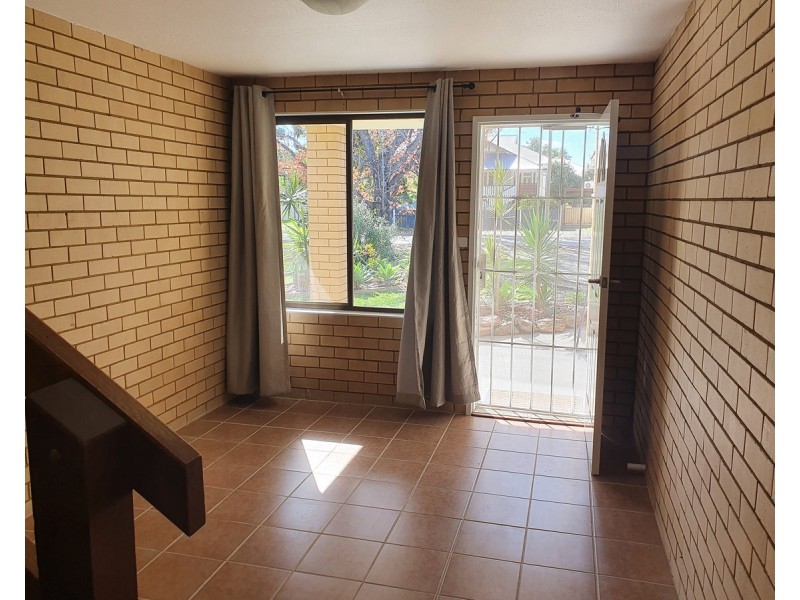 2/75 Dobie Street, Grafton NSW 2460