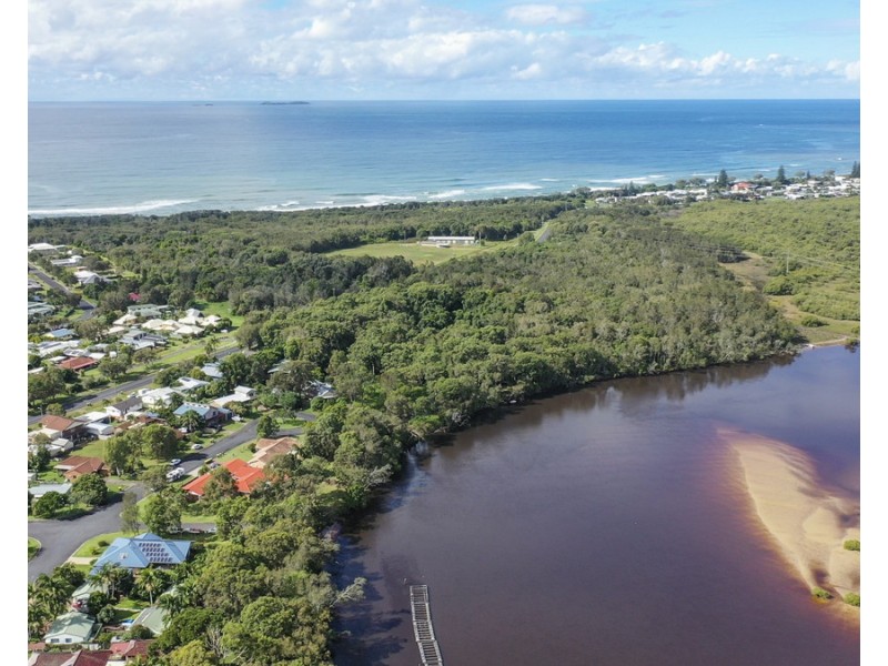 1/10 Olen Close, Wooli NSW 2462