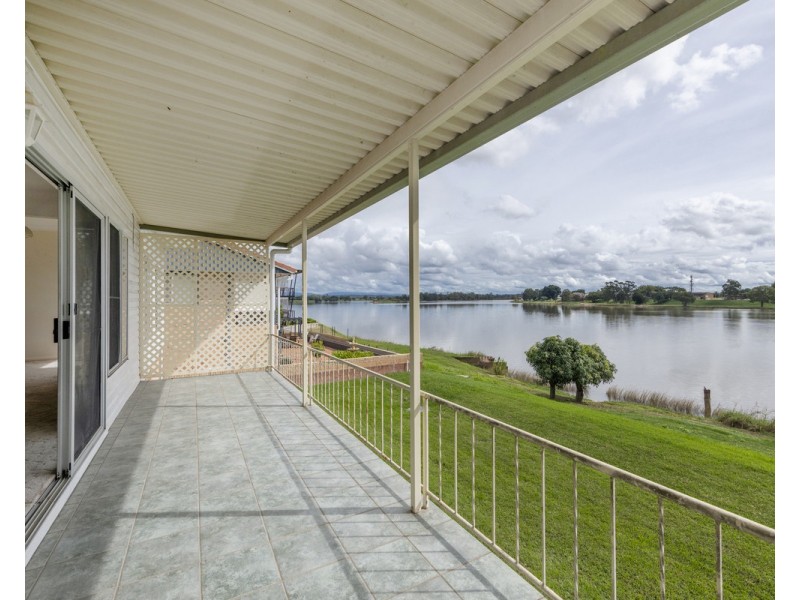 7 Riverside Drive, South Grafton NSW 2460