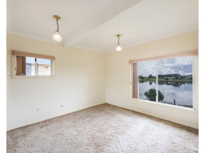 7 Riverside Drive, South Grafton NSW 2460