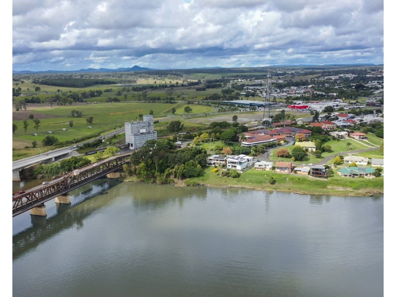 7 Riverside Drive, South Grafton NSW 2460