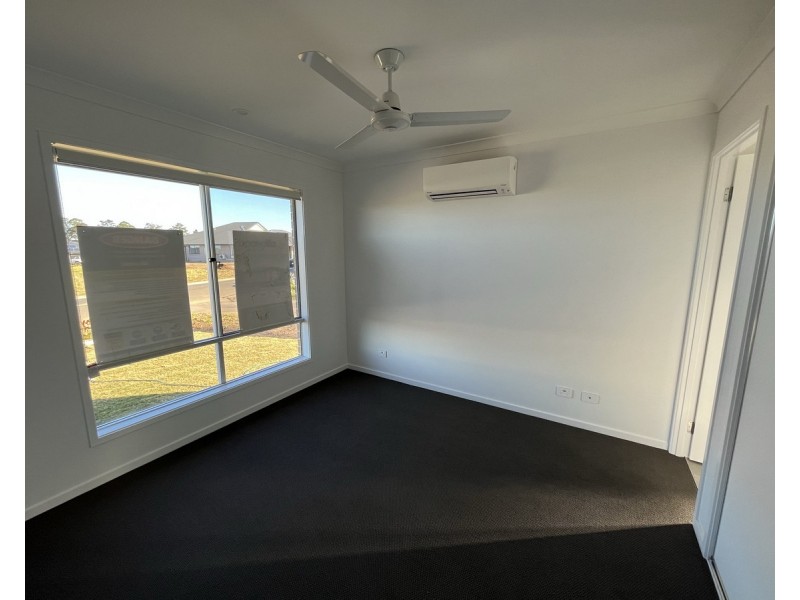 4a Gibraltar Crescent, Koolkhan NSW 2460