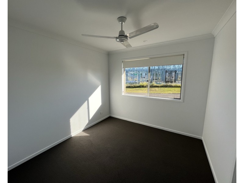 4a Gibraltar Crescent, Koolkhan NSW 2460