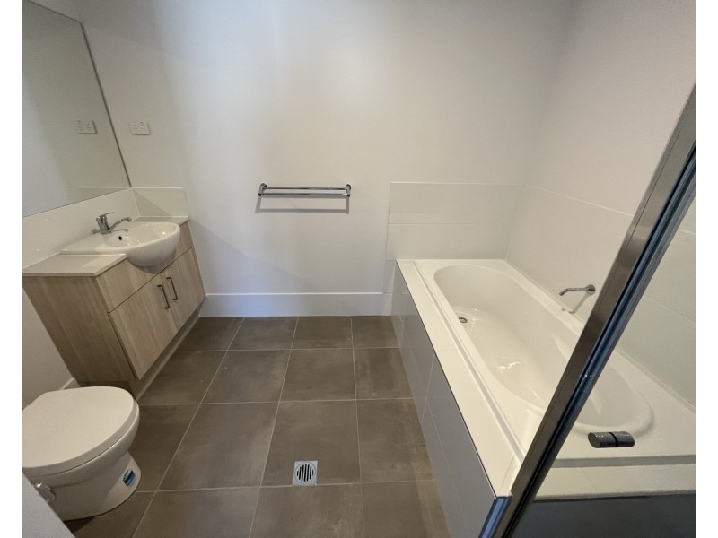 4b Gibraltar Crescent, Koolkhan NSW 2460