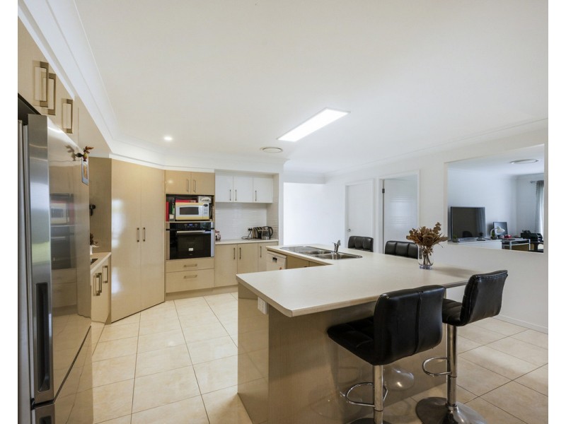16 Attwater Close, Junction Hill NSW 2460