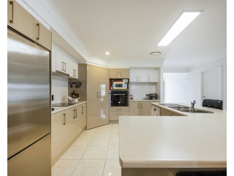 16 Attwater Close, Junction Hill NSW 2460