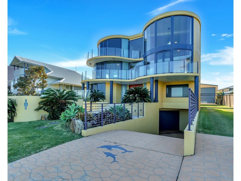 7 Grevillia Parade, Minnie Water NSW 2462