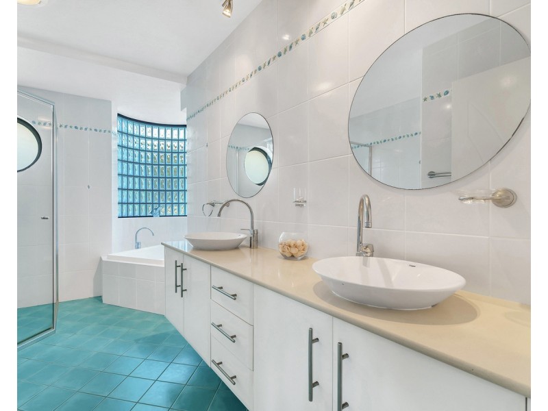 7 Grevillia Parade, Minnie Water NSW 2462