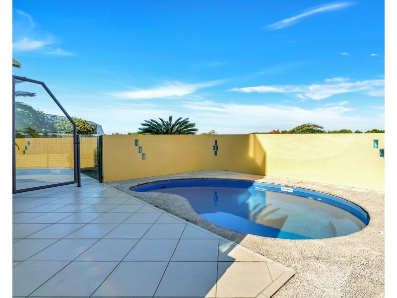 7 Grevillia Parade, Minnie Water NSW 2462