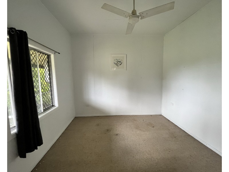 5a Armidale Road, Coutts Crossing NSW 2460