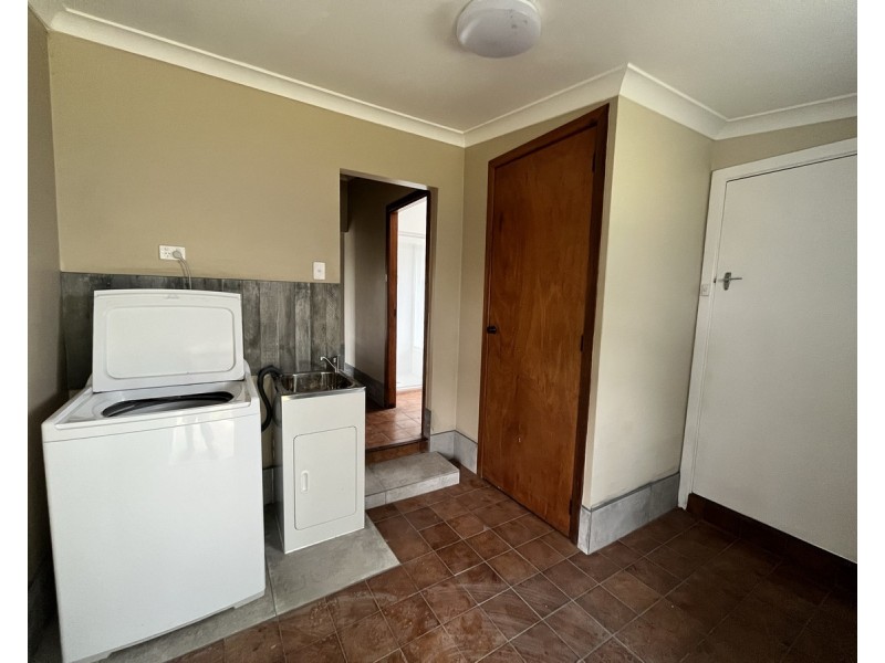 5a Armidale Road, Coutts Crossing NSW 2460